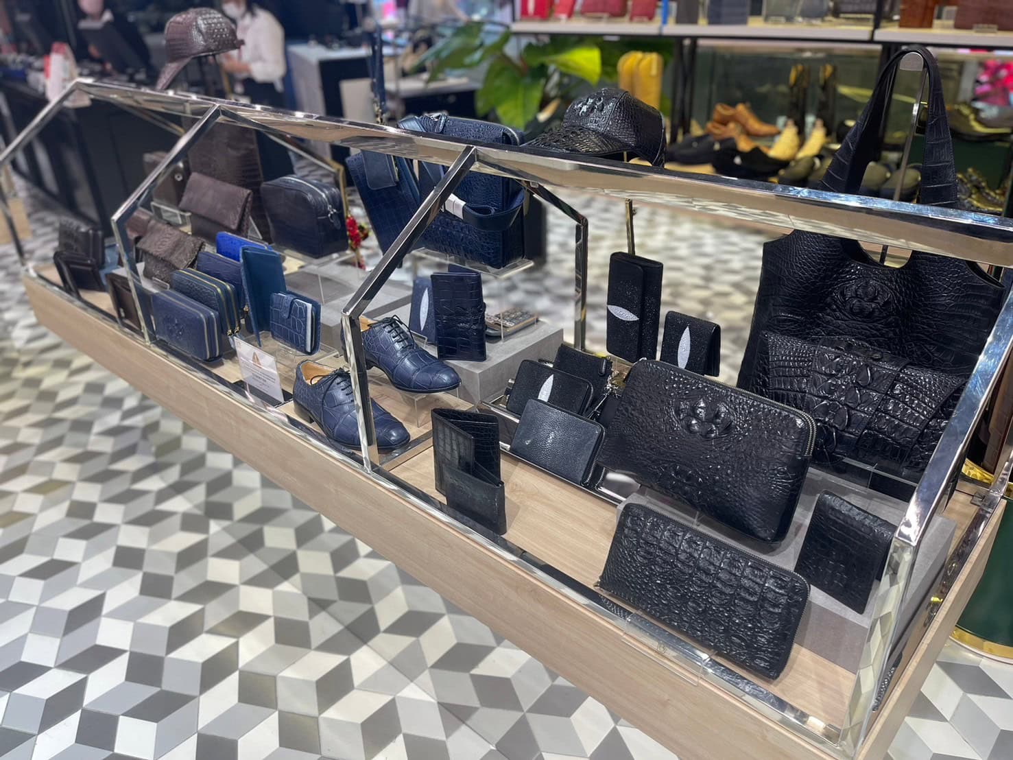 Bangkok Bootery Central World exotic leather store