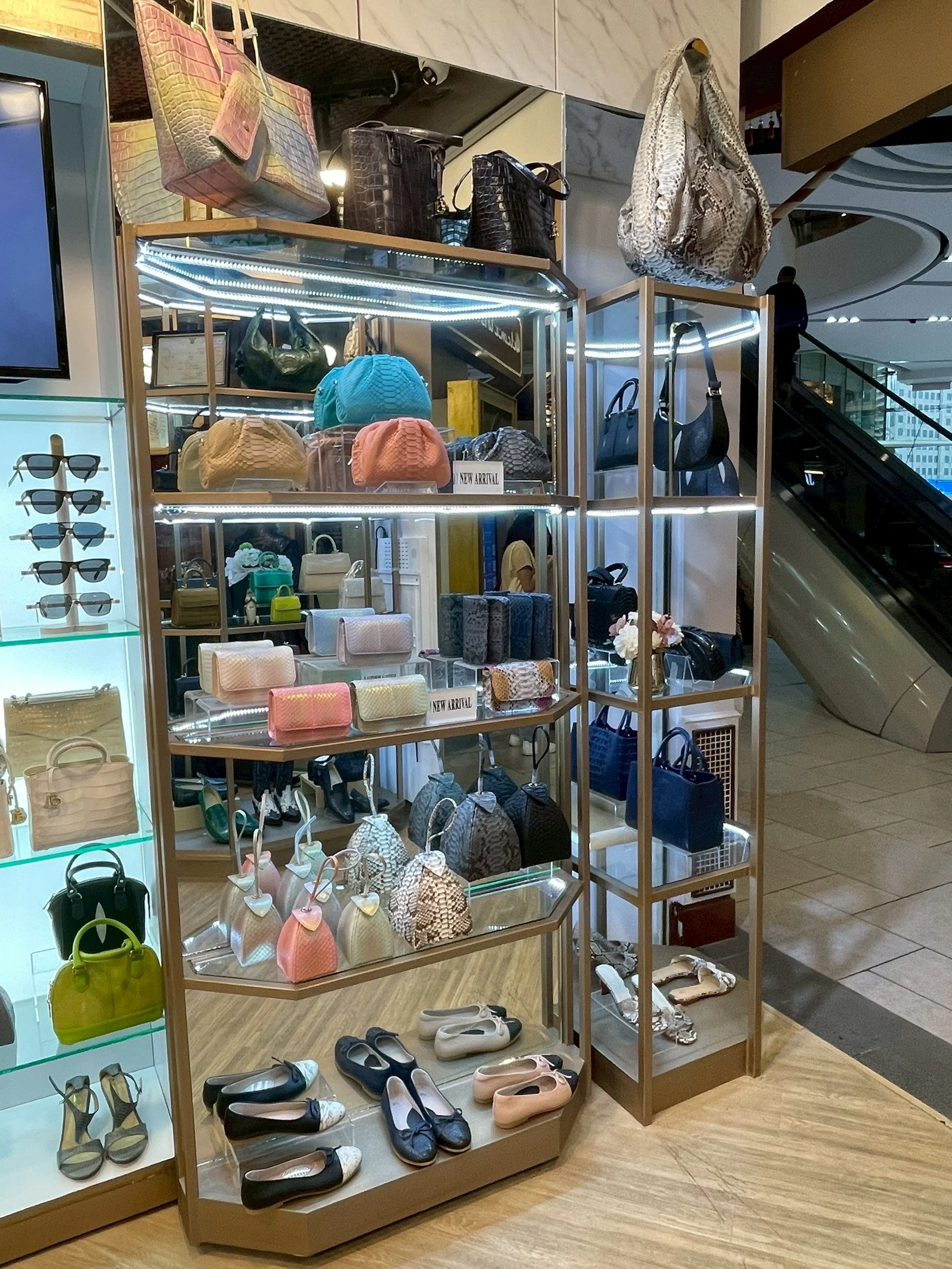 Bangkok Bootery Terminal 21 store interior