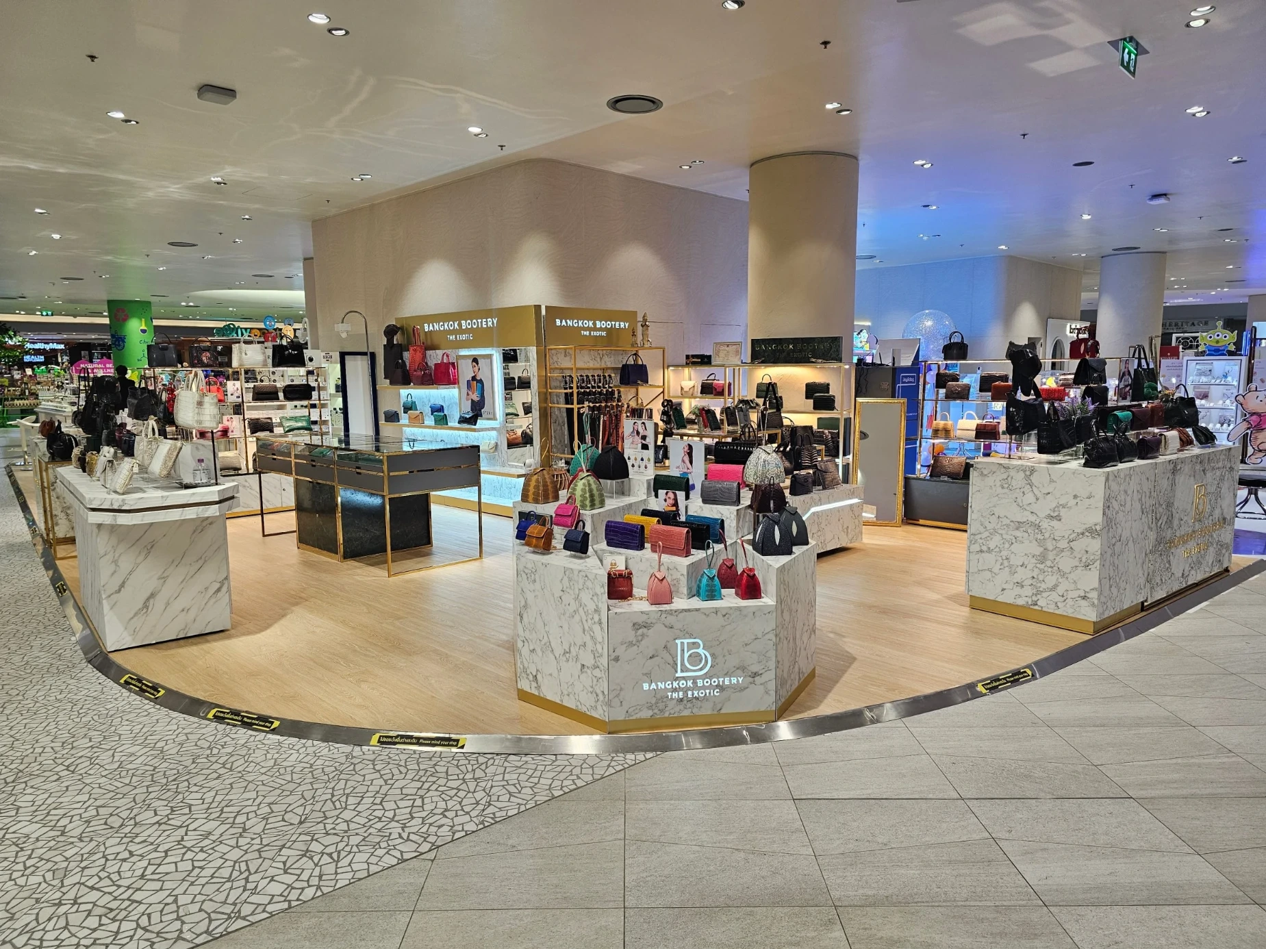 Bangkok Bootery ICONSIAM store