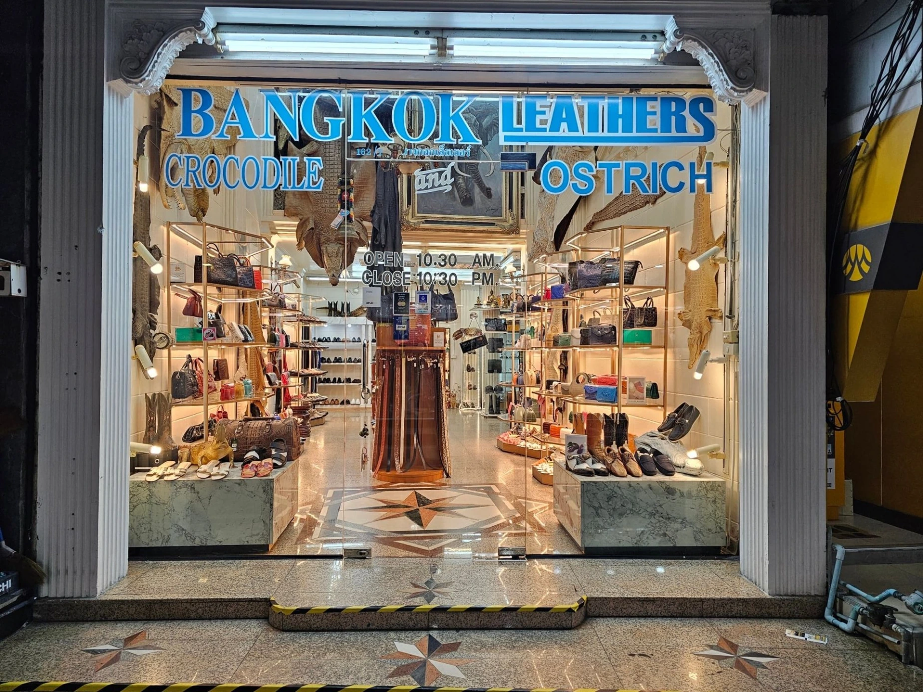Bangkok Bootery Naresdamri Road Store